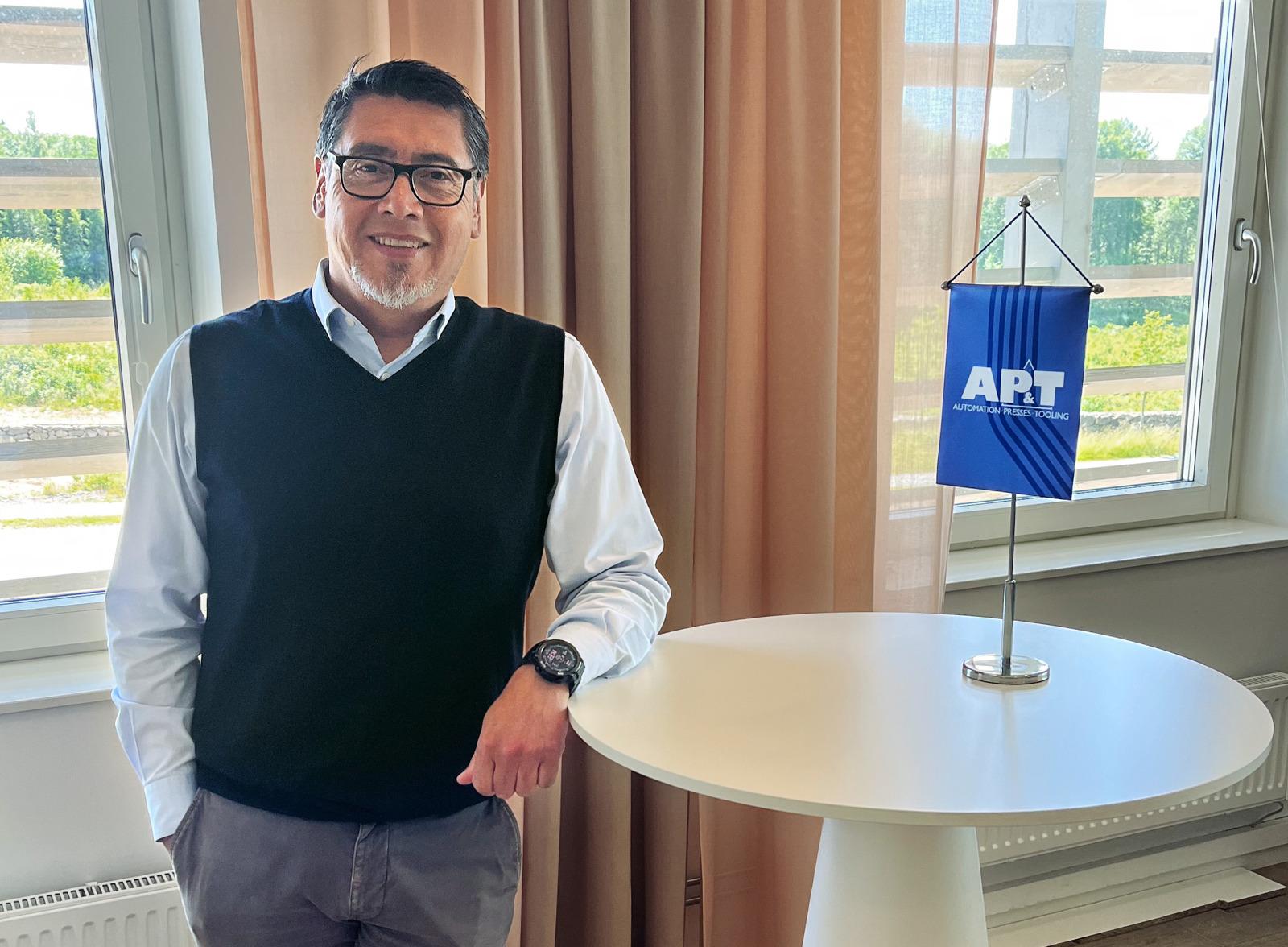 Claudio Vargas, IT- and Information Security Manager bei AP&T, führte das Unternehmen zur ISO-Zertifizierung.